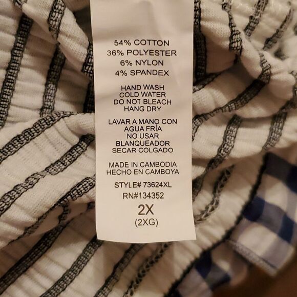 NWT Ambiance Juinor Plus Striped Cropped Blouse Size 2X - Picture 7 of 7